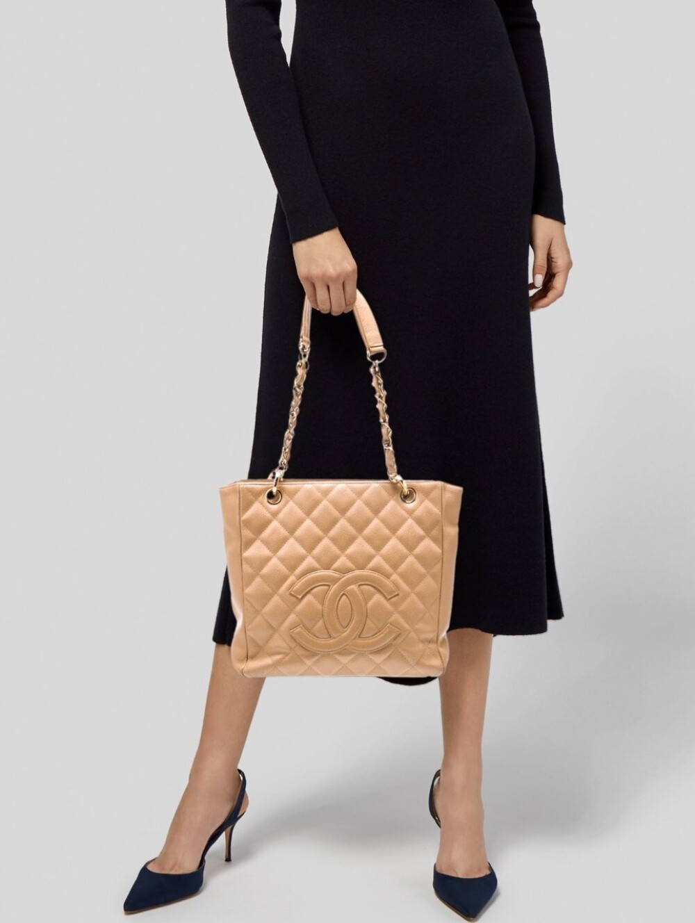 CHANEL Bag Chain Tote Grained Caviar Logo "CC" Bag Calfskin Beige/Blush Gold HRW - Picture 8 of 14